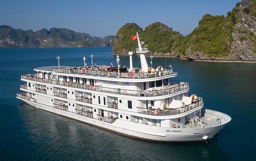 Halong Iron cruise ship Halong Iron cruise ship